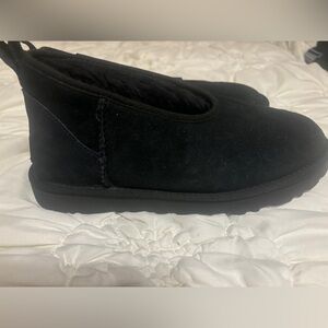 Ugh Ultra Minis - Black
